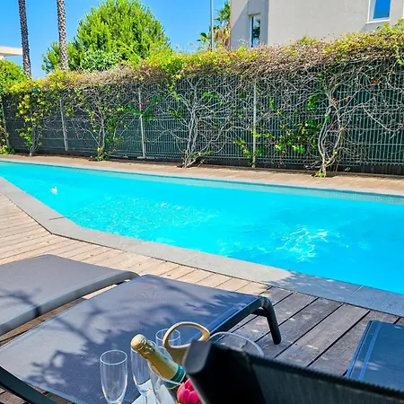 Villa Marinier, L'exception Au Bord De Sète